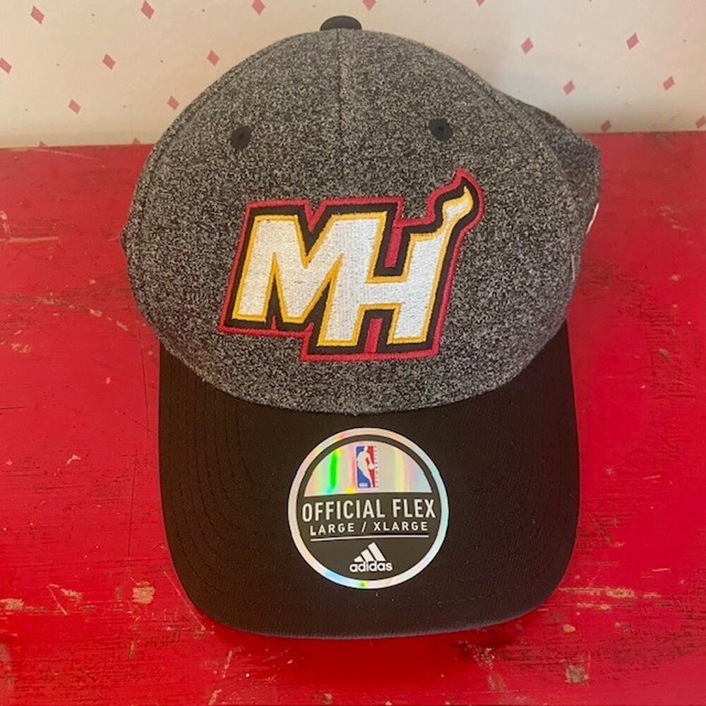 NBA MIAMI HEAT FLEX FIT CAP HAT ADIDAS MH LOGO GRAY BLACK L/XL